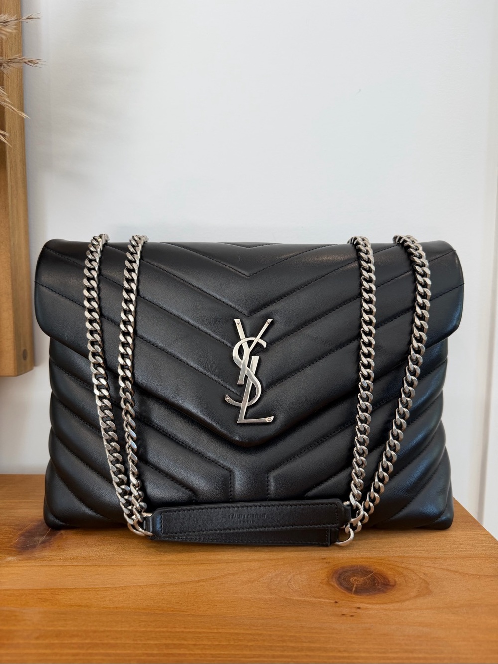 Saint Laurent Loulou medium
